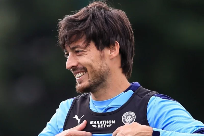David Silva with long hair David Silva with long hair