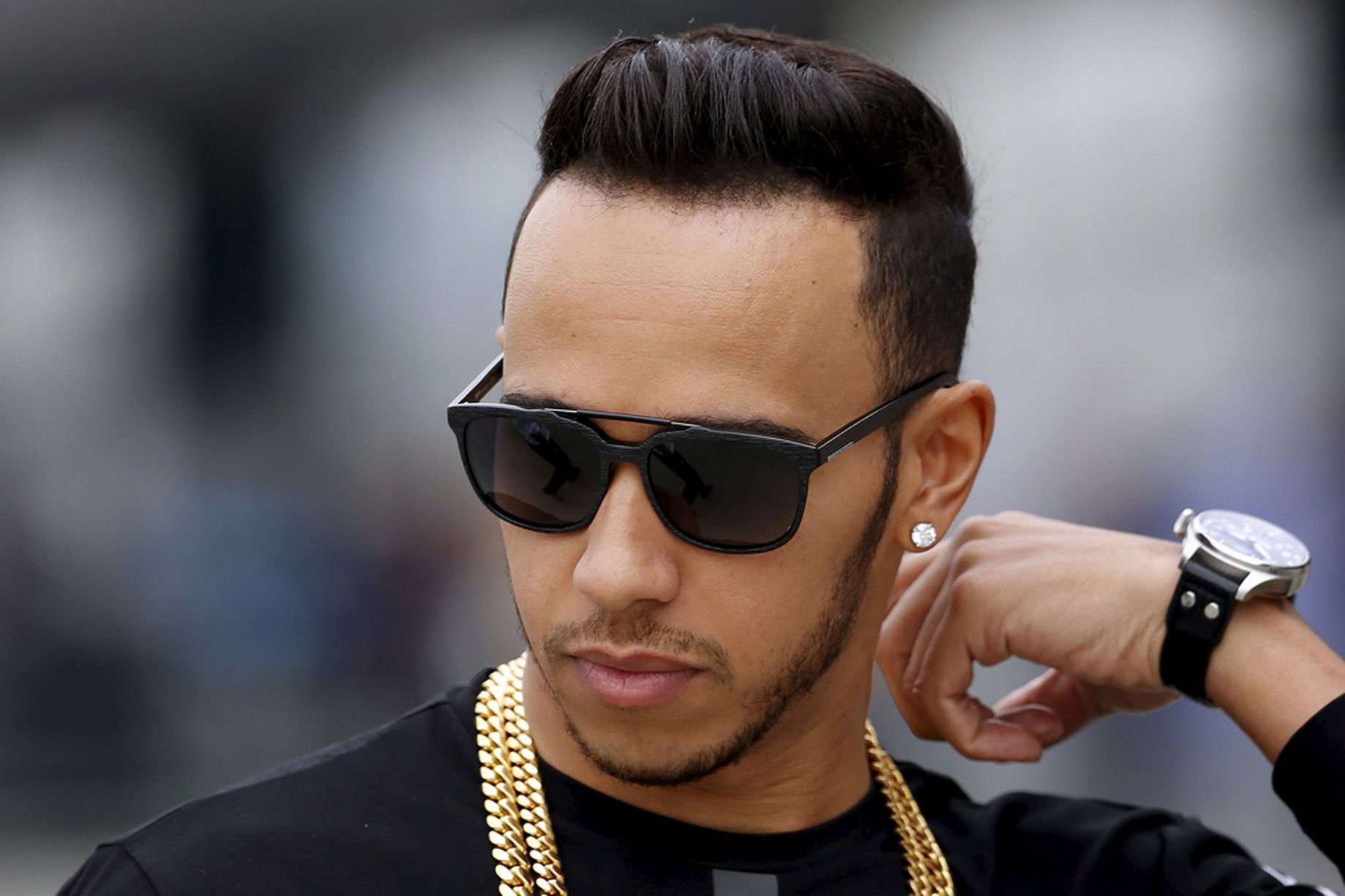 Lewis Hamilton straight hair