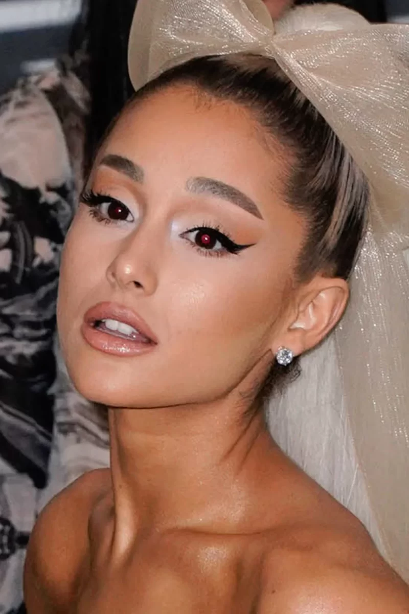 Ariana Grande Plastic Surgery After Nose Job