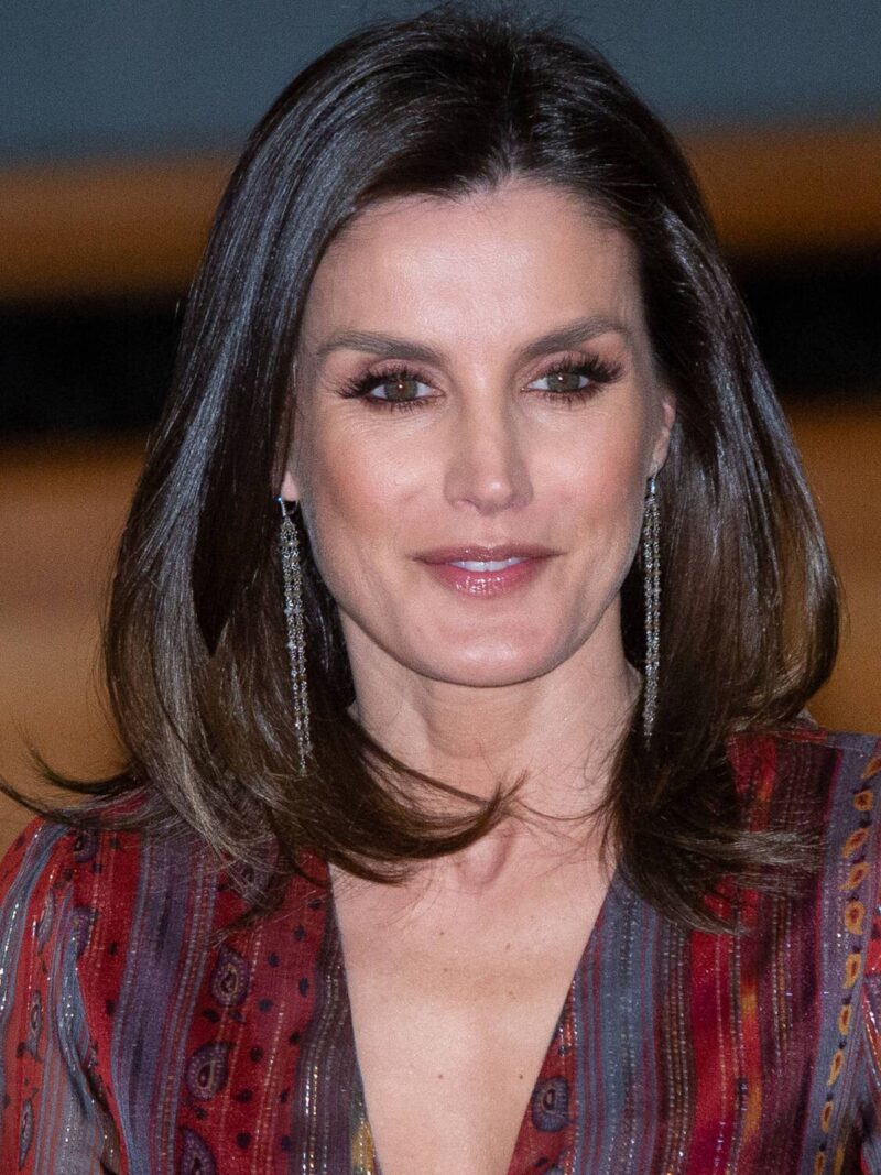 La Reina Letizia antes y después de sus presuntas cirugías 5 Reina Letizia Guapisima e1646749467979 Letizia luciendo espectacular