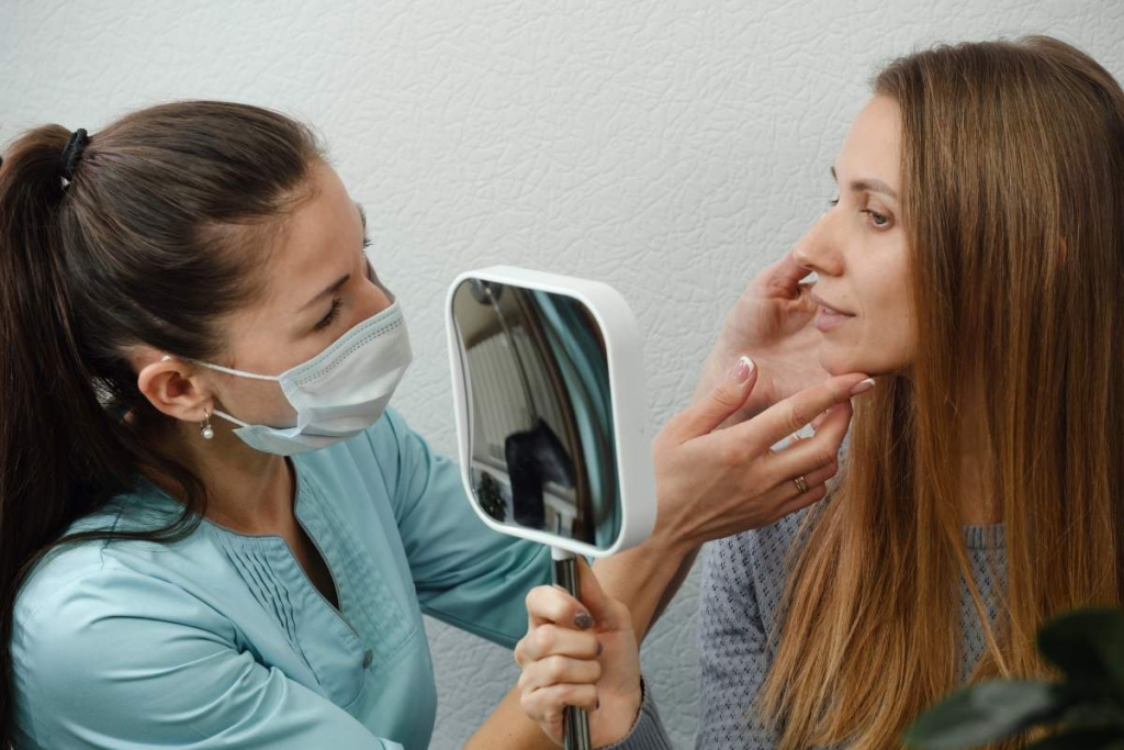 rhinoplasty week by wee what to expect after the first week